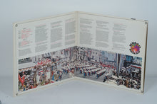 Load image into Gallery viewer, Hello, Dolly! – Original Motion Picture Soundtrack (1969, Vinyl, Barbra Streisand, Walter Matthau, Louis Armstrong)
