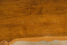 Load image into Gallery viewer, Ethan Allen Maple Porringer Side Table
