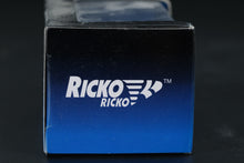 Load image into Gallery viewer, Ricko Maserati Trofeo (2002) – 1:87 Scale Die-Cast Model (White/Blue #1)
