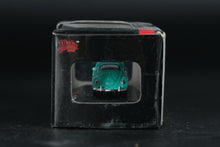 Load image into Gallery viewer, Malibu International VW Käfer (Beetle) – 1:87 Scale Die-Cast Model (Turquoise)
