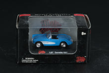 Load image into Gallery viewer, Malibu International Chevrolet Corvette (1957) – 1:87 Scale Die-Cast Model (Blue/White)

