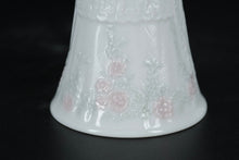 Load image into Gallery viewer, Lladró Bridal Bell (#6200) – Retired Porcelain Figurine (1995–2002)
