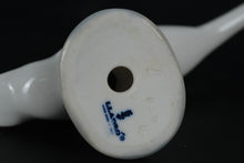 Load image into Gallery viewer, Lladró “Goose” #4661 Retired Figurine
