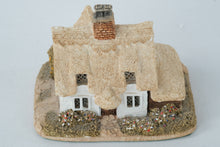 Load image into Gallery viewer, Lilliput Lane &quot;Clare Cottage&quot; – Handcrafted English Countryside Miniature – 3.25&quot; Tall
