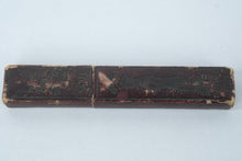 Load image into Gallery viewer, Vintage Shumate’s Tungsten Straight Razor with Original “Uncle Sam Razors” Box
