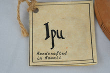 Load image into Gallery viewer, Vintage Hawaiian Ipu Gourd Container – Handcrafted &amp; Signed Kahalelaulko – 6”
