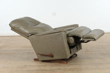 Load image into Gallery viewer, Rocker Recliner by La-Z-Boy - Preview 02/18
