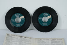 Load image into Gallery viewer, Nat King Cole – Songs for Two in Love (Capitol Records, 45 RPM EP Set)
