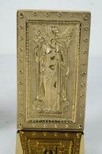 Load image into Gallery viewer, 1984 Virginia Metalcrafters &quot;Intellectus &amp; Humanitas&quot; Bookends – Library of Congress Door Replicas
