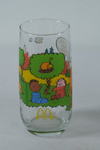 Load image into Gallery viewer, Vintage McDonald’s Camp Snoopy Glasses (Set of 2) – 1980s Peanuts Collection
