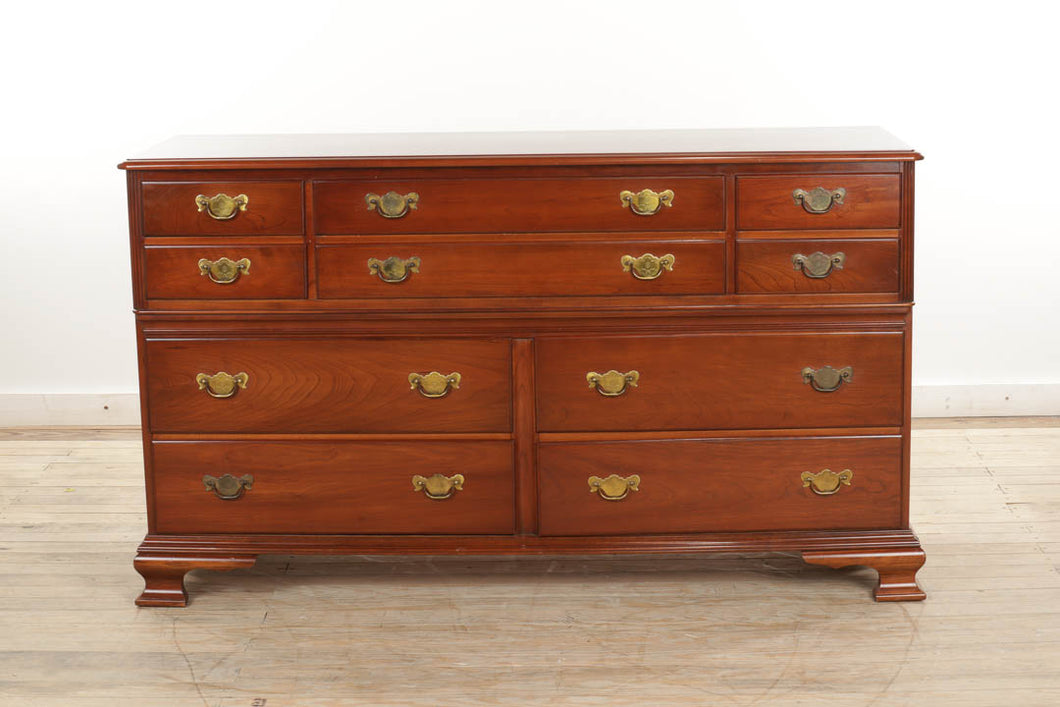 Candlelight Cherry 10-Drawer Dresser - Pennsylvania House 2