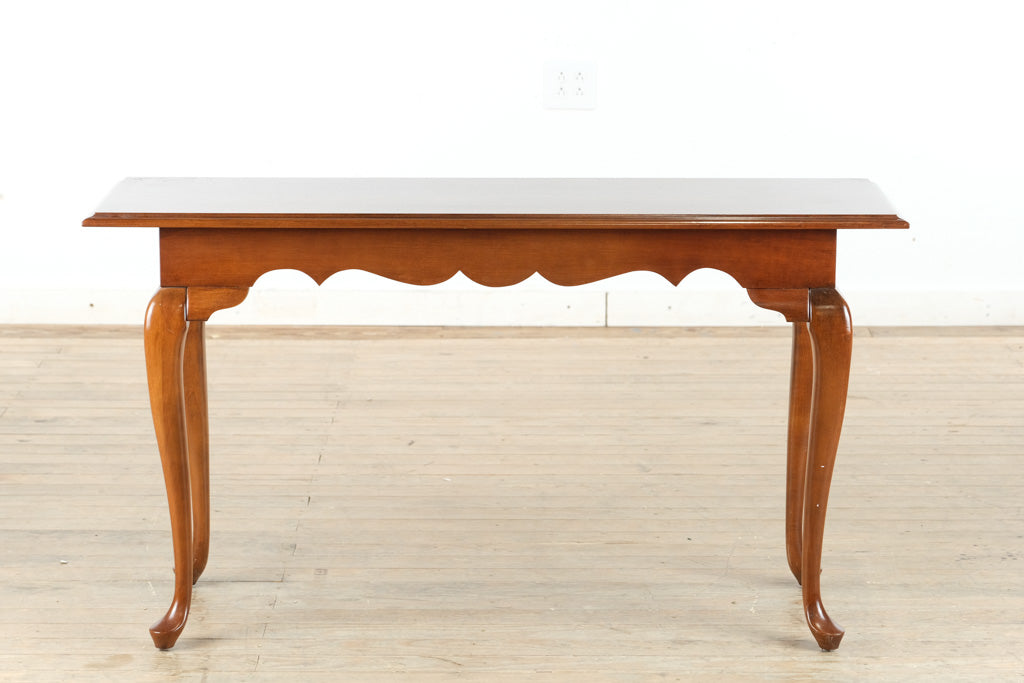 Candlelight Cherry Queen Anne Console Table
