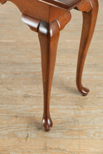 Load image into Gallery viewer, Candlelight Cherry Queen Anne Console Table

