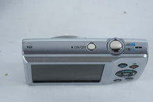 Load image into Gallery viewer, Canon PowerShot ELPH 135 Silver 20MP Digital Camera 8x Zoom with Case
