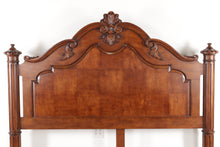 Load image into Gallery viewer, Canterbury Pillared King Size Bed by Century Furniture
