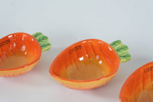 Load image into Gallery viewer, Terramoto Ceramic Carrot Measuring Cups – Set of 4 Nesting Cups (¼, ⅓, ½, 1 Cup)
