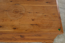 Load image into Gallery viewer, Solid Cedar Blanket Chest with Lock and Side Handles

