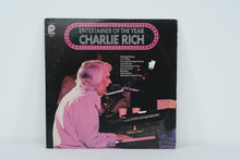 Load image into Gallery viewer, Charlie Rich Entertainer of the Year – Vintage Vinyl LP (Pickwick JS-6190, Stereo) – Country Pop Classics
