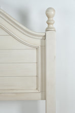 Load image into Gallery viewer, Chateau King Poster Bed by Standard Furniture

