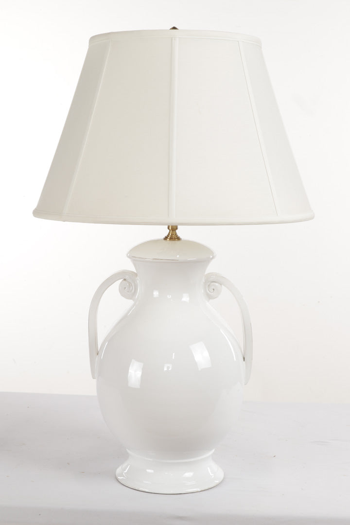 White Chelsea House Lamp