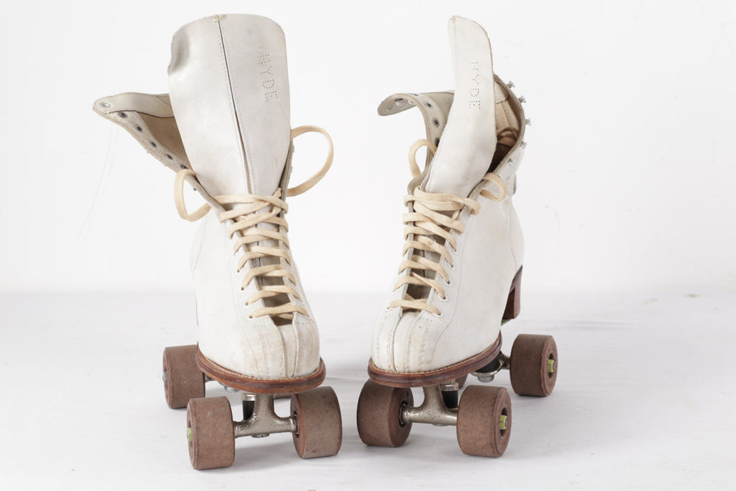 Chicago Roller Skates - Ladies size 8