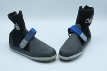 Load image into Gallery viewer, Chota NB100 Neoprene Water Shoes Size 5 Black Blue Outdoor Wading Boots
