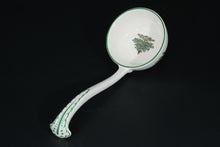 Load image into Gallery viewer, Spode Christmas Tree Ladle S3324-A2
