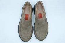 Load image into Gallery viewer, Clarks Mens 10 5 Brown Nubuck Leather Slip On Loafers Comfort Shoes
