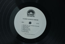 Load image into Gallery viewer, Alberta Hunter – Classic Alberta Hunter: The Thirties (1978, Stash ST-115) – Vintage Jazz/Blues Vinyl LP
