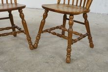 Load image into Gallery viewer, Set of 4 Cochrane Solid Oak Windsor Dining Chairs
