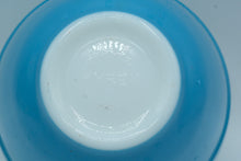 Load image into Gallery viewer, Pyrex Primary Colors Mixing Bowls – 401 Blue, 402 Green, 403 Red – Nesting Set – USA
