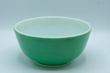 Load image into Gallery viewer, Pyrex Primary Colors Mixing Bowls – 401 Blue, 402 Green, 403 Red – Nesting Set – USA
