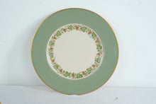 Load image into Gallery viewer, Franciscan Concord Dinnerware Set Green Gold Grape Motif California
