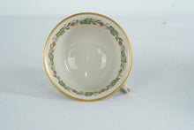 Load image into Gallery viewer, Franciscan Concord Dinnerware Set Green Gold Grape Motif California
