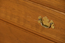 Load image into Gallery viewer, Cornwall 5-Drawer Bachelor&#39;s Chest by Pennsylvania Classics
