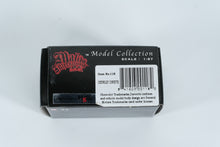 Load image into Gallery viewer, Malibu International Chevrolet Corvette (1957) – 1:87 Scale Die-Cast Model (Blue/White)
