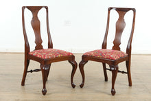 Load image into Gallery viewer, Craftique Heirloom Mahogany Dining Set- 8 Chairs &amp; 3 Leaves
