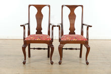 Load image into Gallery viewer, Craftique Heirloom Mahogany Dining Set- 8 Chairs &amp; 3 Leaves
