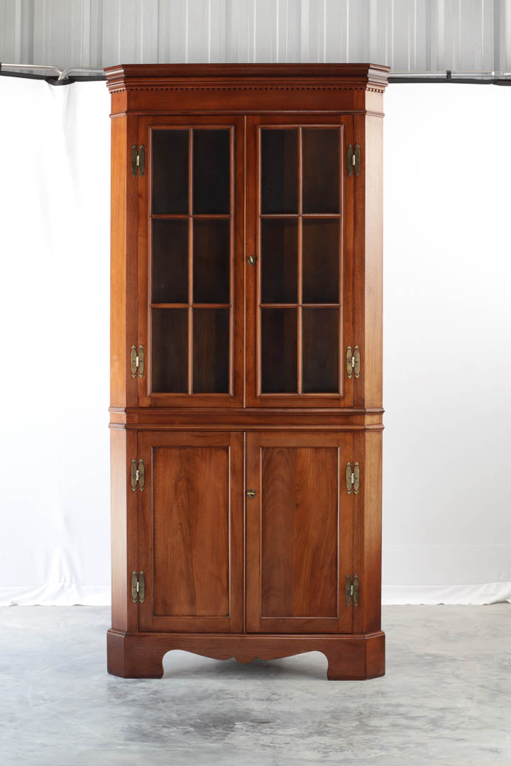 Craftique Mahogany Corner Cabinet - OW