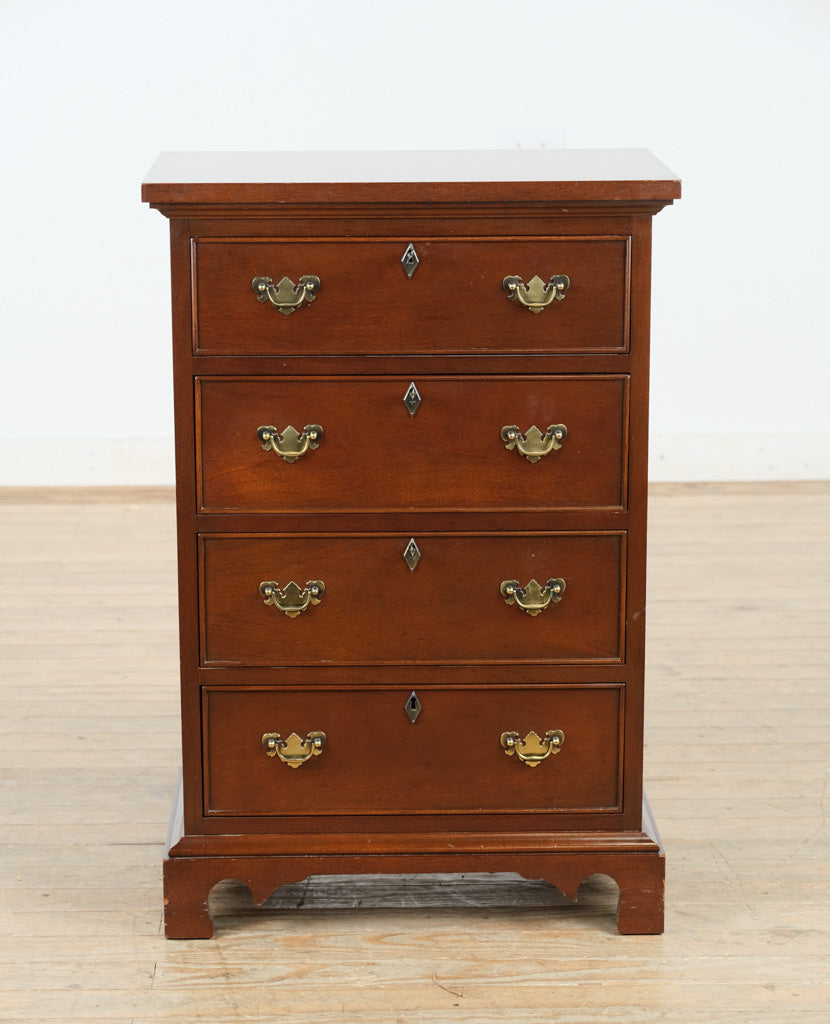 Craftique Heirloom Mahogany 4-Drawer Nightstand – MEL Finish, 32