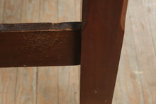 Load image into Gallery viewer, Craftique Solid Mahogany Twin Poster Bed with Rice Carved Posts
