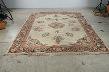 Load image into Gallery viewer, Chinese Style Floral Medallion Area Rug 93 x 128 Ivory Rose Blue
