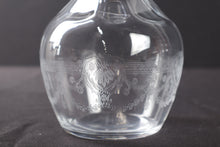 Load image into Gallery viewer, Cristal D&#39;Arques-Durand Dampierre Decanter
