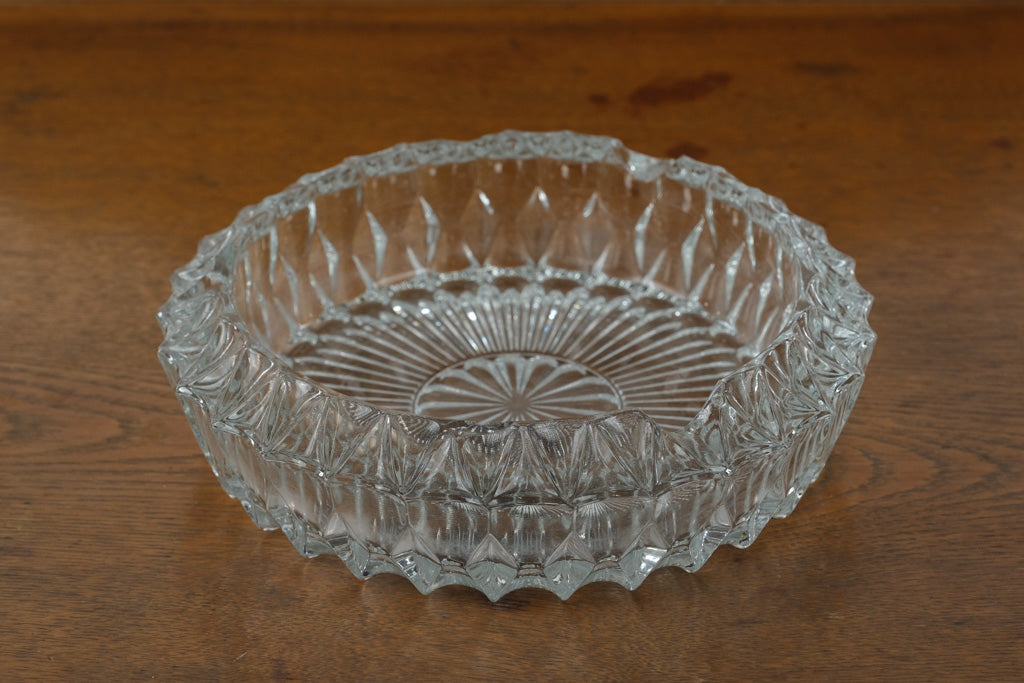 Vintage Pressed Crystal Ashtray – 7.5” Round Cut Glass Dish, Mid-Century Heavy Clear Glass