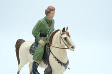 Load image into Gallery viewer, Vintage 1950s Dale Evans &amp; Buttermilk by Hartland Plastics
