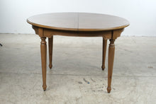 Load image into Gallery viewer, Traditional Round Wood Extension Dining Table With 16 Inch Leaf 48 Inch
