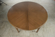 Load image into Gallery viewer, Traditional Round Wood Extension Dining Table With 16 Inch Leaf 48 Inch

