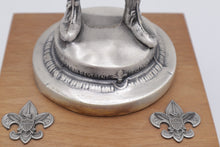 Load image into Gallery viewer, Boy Scouts of America Distinguished Citizen Award Statue 1999 Occoneechee Council
