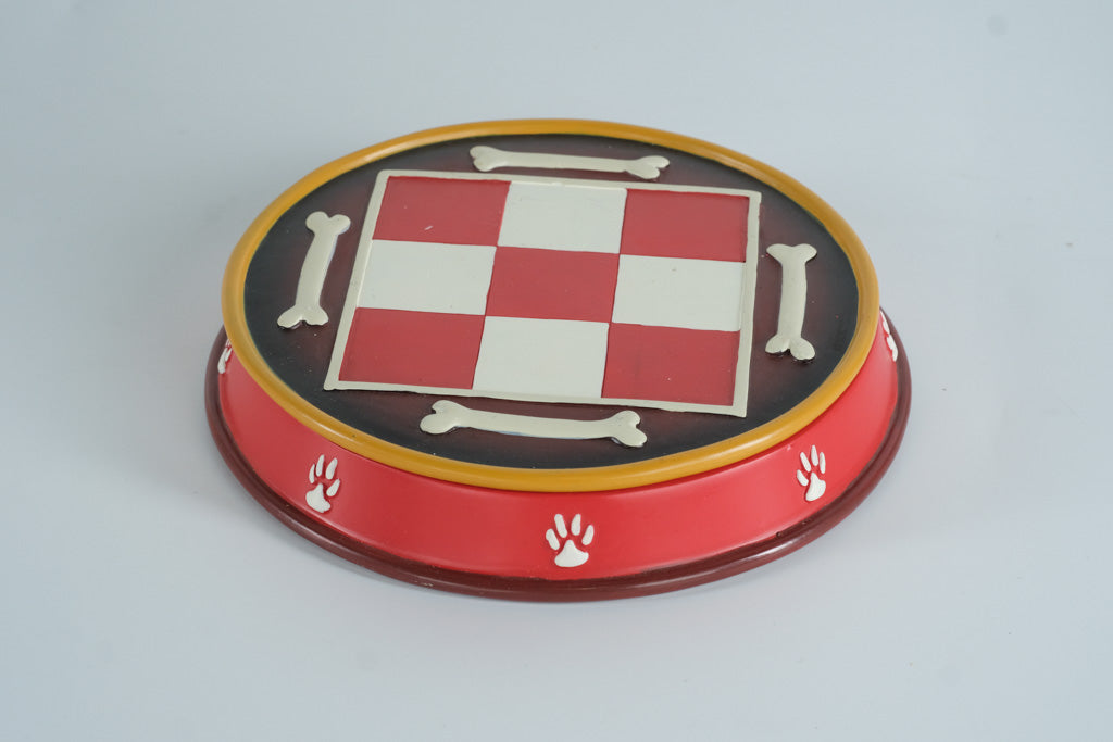 Dachshund Dog Tic Tac Toe Game – Bone & Paw Print Design with Sculpted Dachshund Playing Pieces