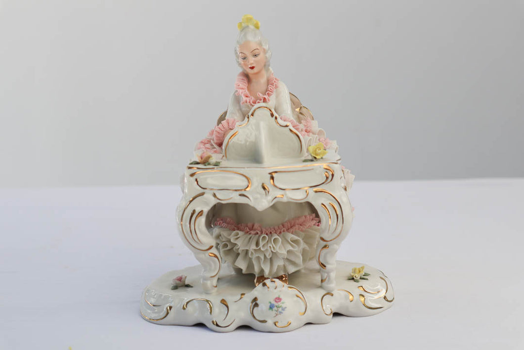 Dresden Sandizell Porcelain Lady Playing Piano